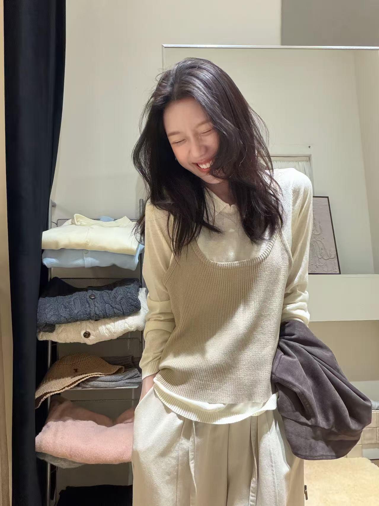 Early Autumn Korean Retro Two-Piece Knit Sweater and Cami Set for Women